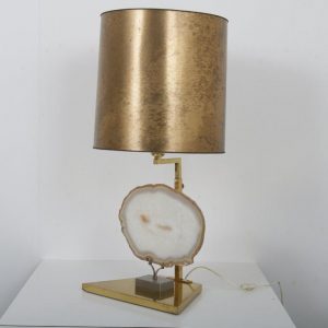 L4508 1970s agaath table lamp triangle shaped brass base Belgium