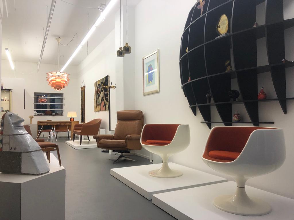 Cognac exhibition Galerie Gaudium, vintage furniture Amsterdam