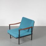 m24220 1960s Easy chair on square black metal base with fabric cushions and organic wooden armrests Osvaldo Borsani Tecno / Italy