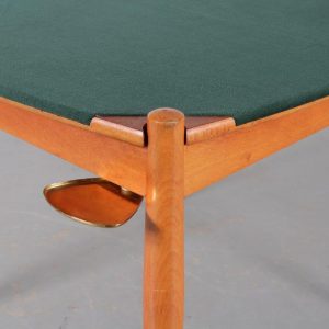 m24557 1960s Italian poker table in wood with brass ash trays Gio Ponti Fratelli Reguitti / Italy