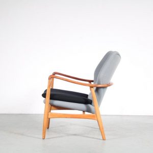 m25584 1950s Highback and lowback easy chair in teak with oak and kvadrat upholstery Aksel Bender Madsen Bovenkamp / Netherlands