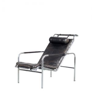 2111 1 (23) m25613 1980s Edition of the 1930s Genni chair, chrome metal with black leather Gabriele Mucchi Zanotta Italy