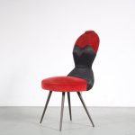 m25703 1950s Pair of buste shaped chairs, red velvet with black skai and brass legs France