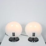 L4925 1980s Pair of table / bed lamps model "Perla" in glass and marble Bruno Gecchelin Oluce, Italy
