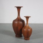 K3790 1960s Pair of teak wooden vases de Coene, Belgium