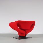 m24175 1970s Ribbon chair with new upholstery by Pierre Paulin for Artifort, Netherlands