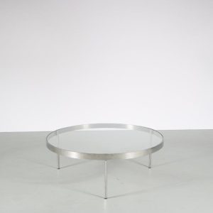 INC130 1950s Round chrome metal coffee table with clear glass top, Jannie van Pelt, Netherlands