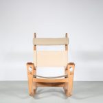 m26605 1960s Oak rocking chair with canvas upholstery, model Keyhole / Hans J. Wegner / Getama, Denmark