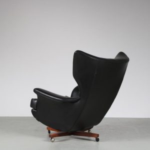 2301 1 (288) G-Plan Model 62 "Villain Chair", UK 1960