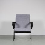 m26573 1950s Repose easy chair on black metal base with new upholstery Friso Kramer Ahrend de Cirkel, Netherlands