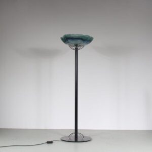 1980s Exclusive XL Black metal floor lamp with chrome supports and large hand blown glass shade in blue and green hues Louis La Rooy Van Tetterode Amsterdam, Netherlands