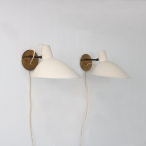 L5210 1950s Pair of wall lamps / Vittoriano Vigano / Arteluce, Italy 1.600