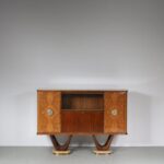 m27427 1950s Small sideboard in burlwood with bras and marble Fratelli Turri, Italy