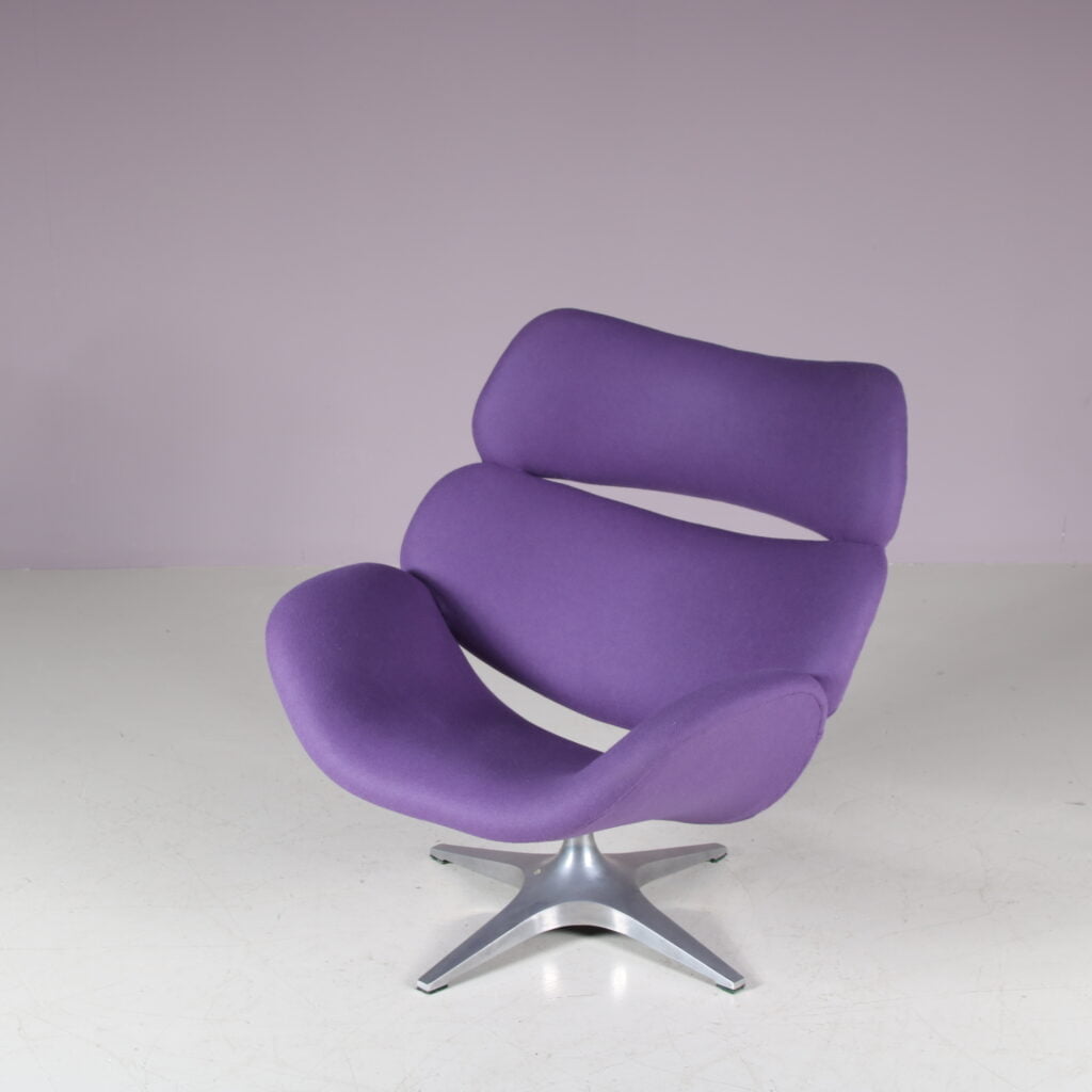 2406 1 (88) m27585 1970s Space Age easy chair on chrome swivel base with new upholstery / Enrico Walles / Romefa, Netherlands