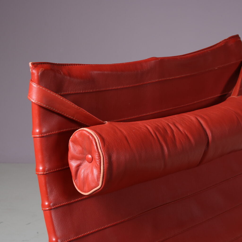 m27751 1970s Easy chair model PK20 on chrome metal with red leather upholstery / Poul Kjaerholm / Kold Christensen, Denmark