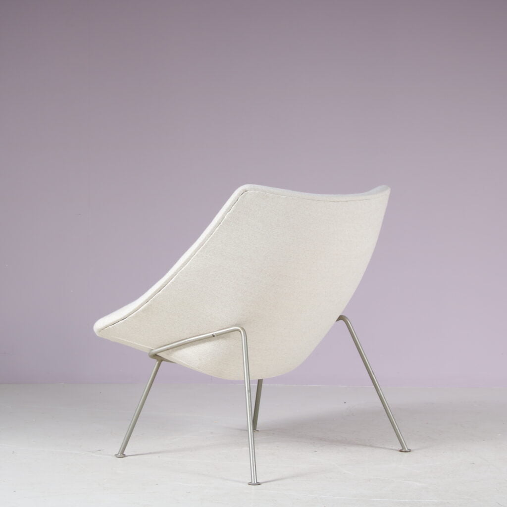 m27674 1950s "Oyster" Lady Chair with new upholstery / Pierre Paulin / Artifort, Netherlands