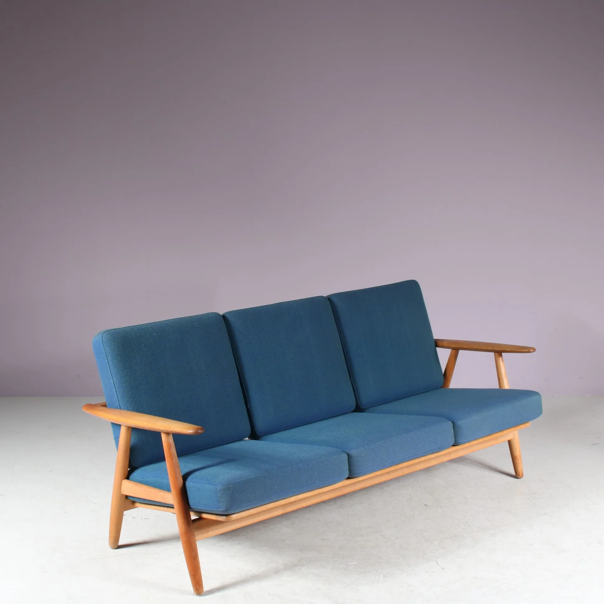 Hans J. Wegner 