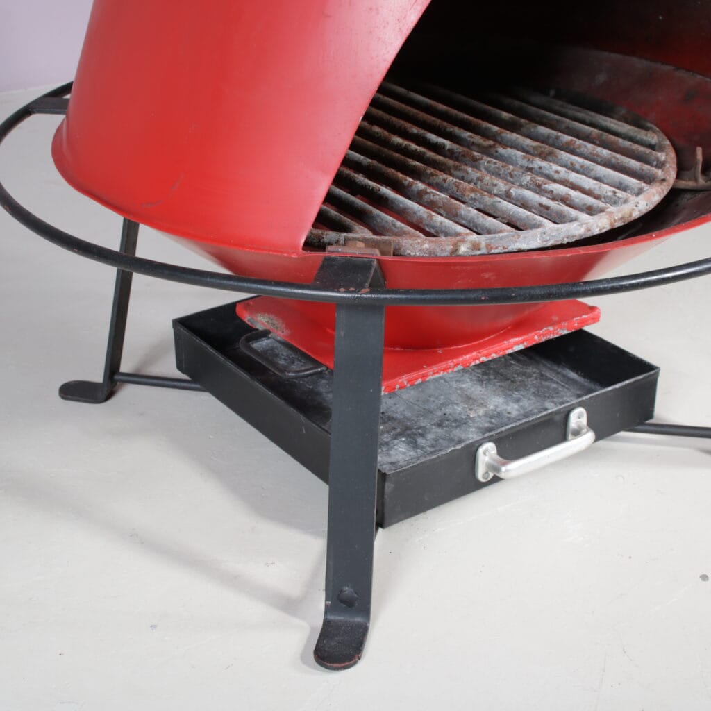 m25562 Fire hood Wood burner fireplace, 1970