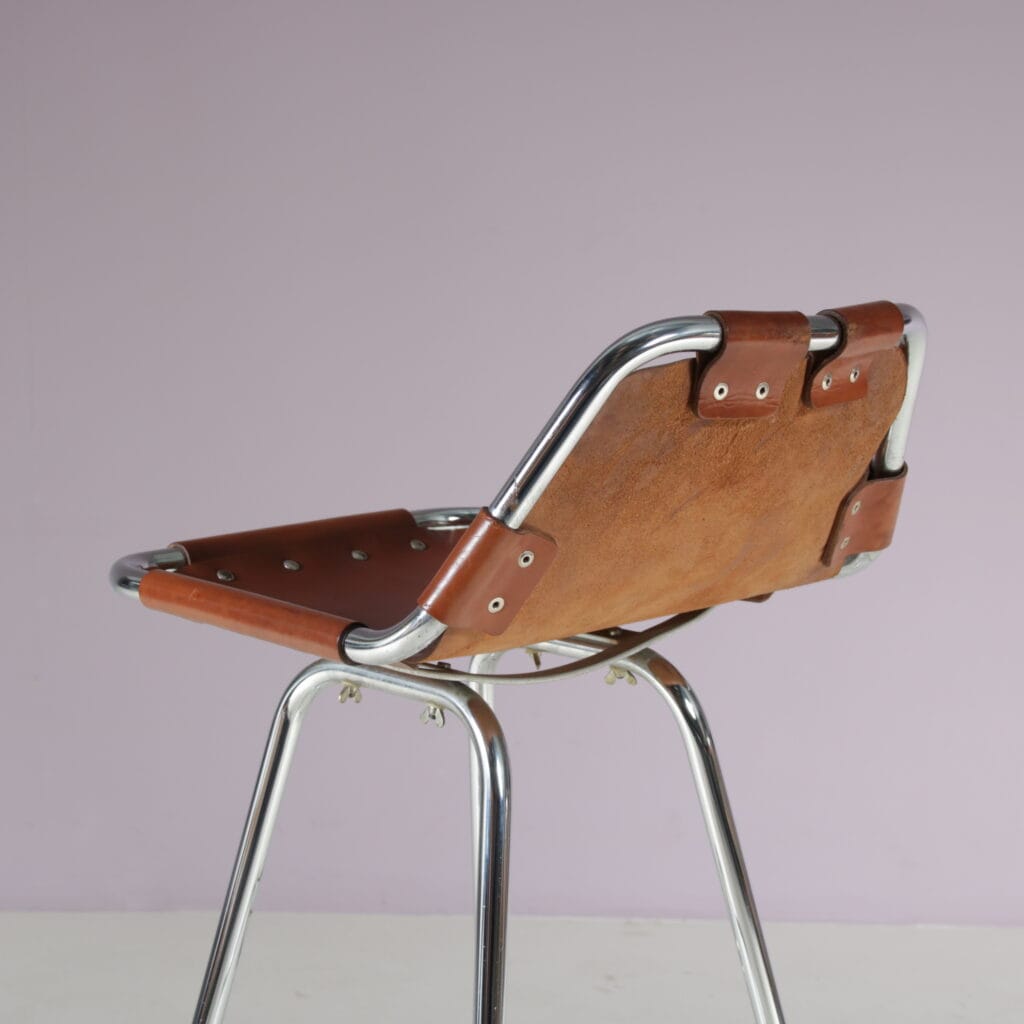m28132-7 1960s Les Arcs Bar stool in chrome plated metal with leather seat Dal Vera, selected by Charlotte Perriand Italy